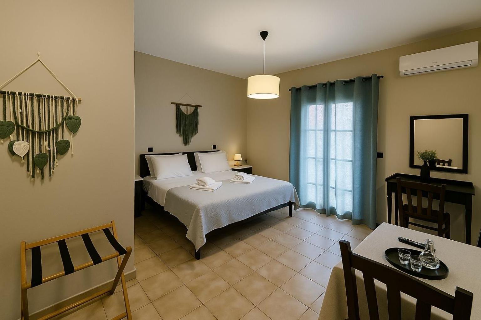 Aparthotel Nicolas 2*