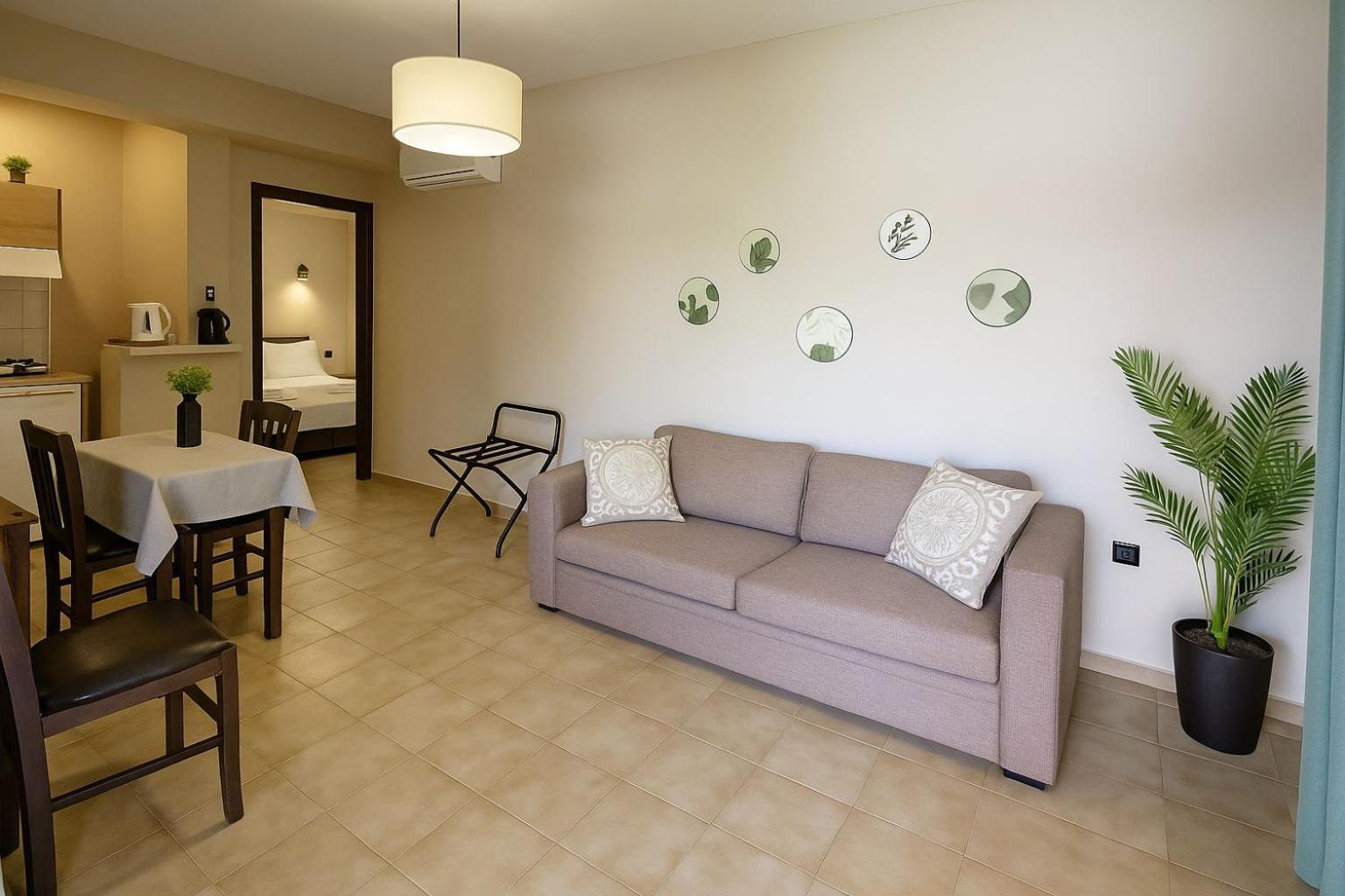 Nicolas Aparthotel