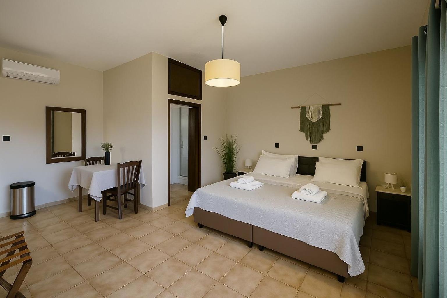 Nicolas Aparthotel