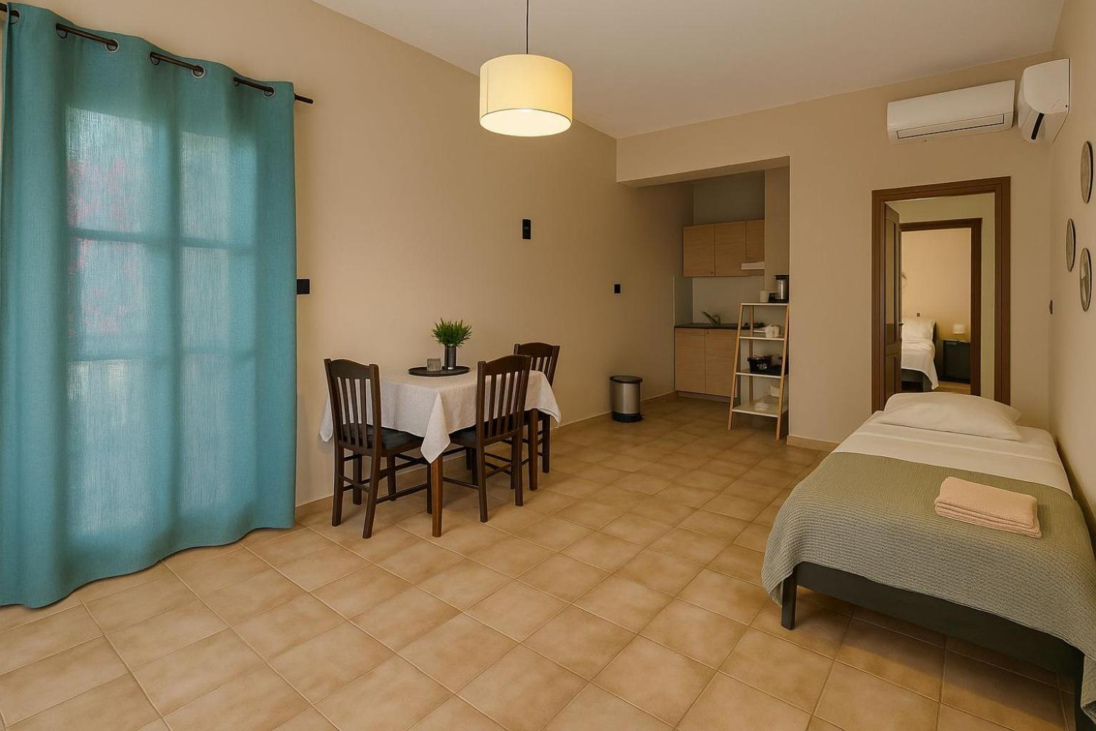 Aparthotel Nicolas 2*